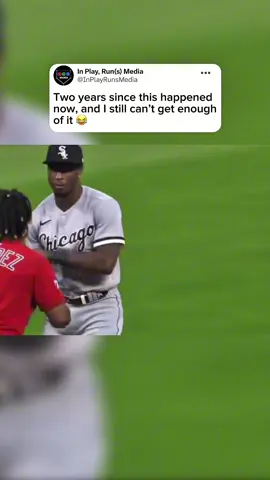 This was insane to see live I bet 😂 #MLB #inplayrunsmedia #baseball #whitesox #indians #jomboymedia 