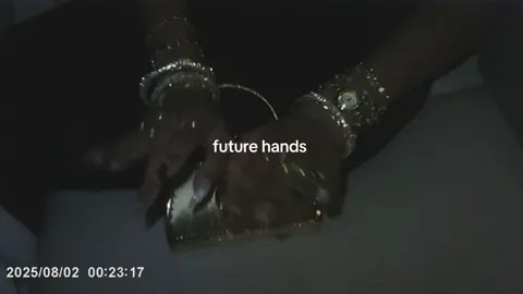 #jewelry #jewelryinspo #goldjewelry #jewelrytiktok #pinterest #futureme #moodboard 