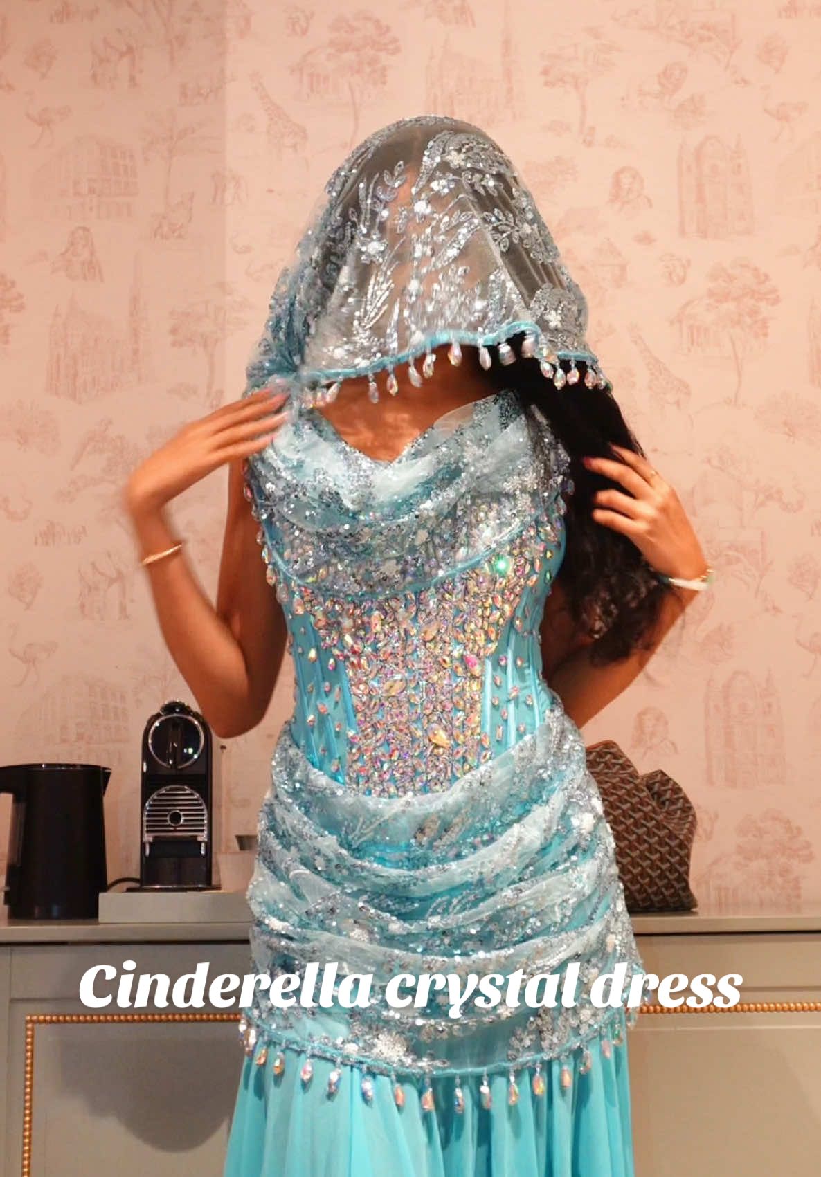How would you wear it? #bluecrystaldress #crystaldress #dresscrystal #crystalfashion #crystal #arabiannight #dress #weddingdress #promdress #gown #metgala2025 #metgalagown #event #onedressmanyways #onedressdifferentstyles #svarini 
