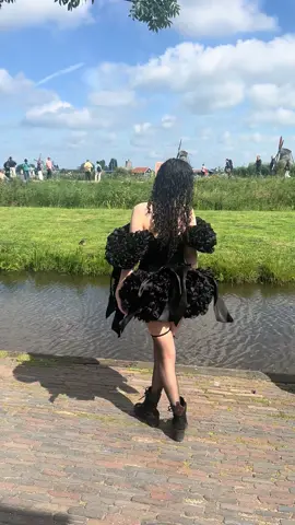 So much history here in the Netherlands and it’s beautiful 😍🇳🇱 #foryoupage #viral #uk #netherlands #history #historytiktok #hostorytok 