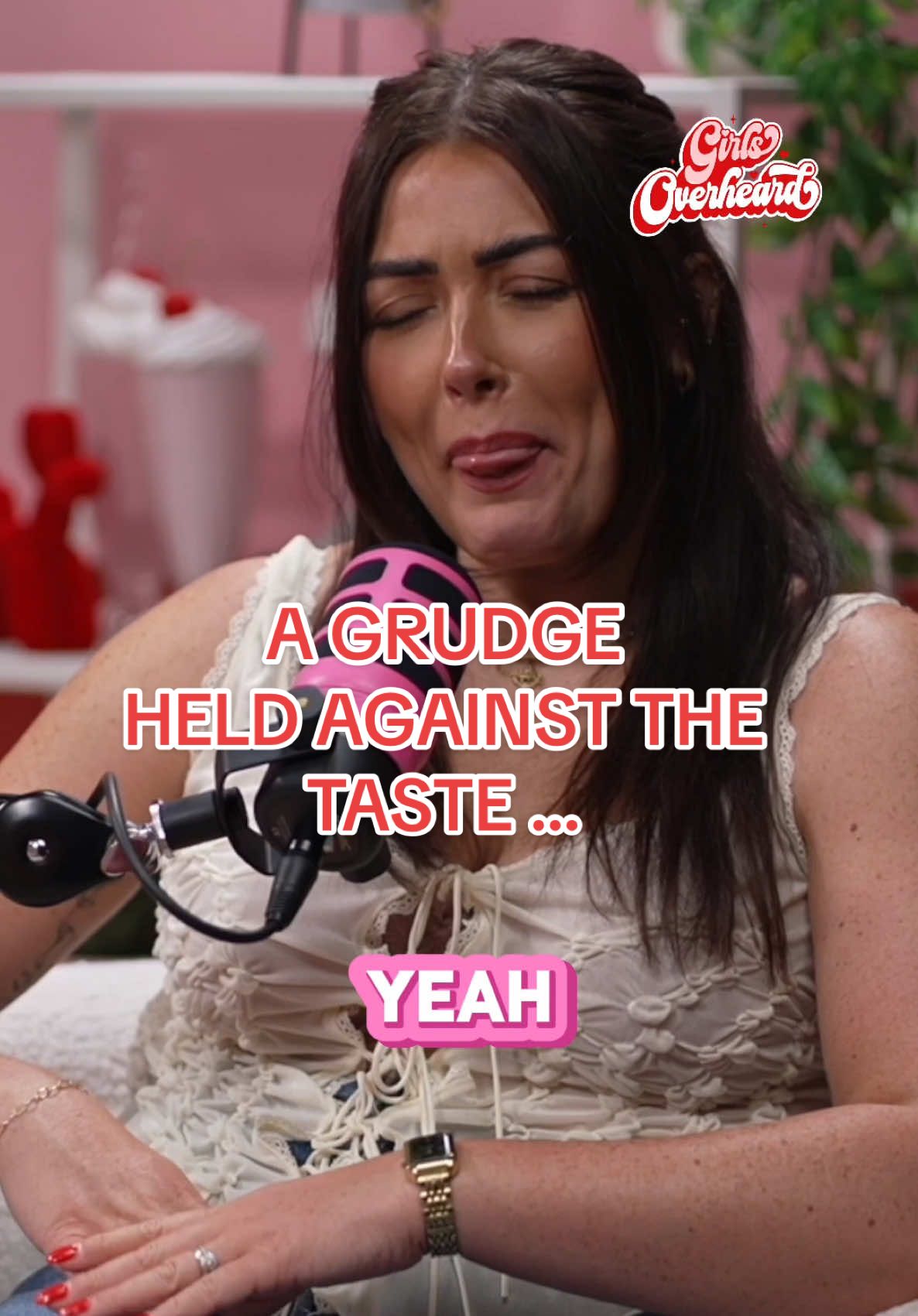 Don’t know what she was saying but we felt it 😩👏 #girlsoverheard #podcast #emotional #friendship #doyouunderstand @Lauren Fairbairn @Ash Reid @Eilidh Wells 