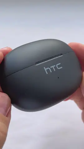 Werbung  🎧 Ich habe mir die kabellosen Kopfhörer HTC NE55 OWS im TikTok Shop bestellt – und sie haben mich echt überrascht! 💡 Was mir gefallen hat: 🔹 Ergonomisches Clip-On-Design – sitzen bequem und fallen nicht raus 🔹 Bluetooth und integriertes Mikrofon 🔹 Geräuschunterdrückung – perfekt für Anrufe oder Studium 🔹 Wasserfest nach IPX4 – ideal für Sport 🔹 Ladecase inklusive 🔹 Für den Preis echt guter Sound! 💸 Kosten nur 13,99 € Mit dem Coupon gibt’s sogar noch 5 % Rabatt 👌 📦 Schnelle Lieferung und die Qualität ist top!