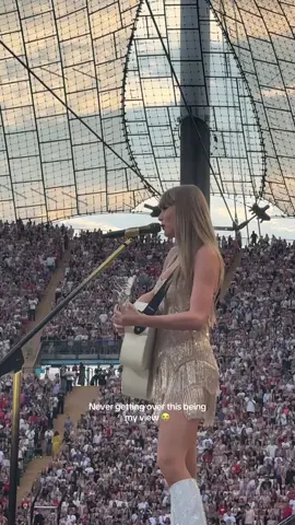 The best day ever #TSTheErasTour #taylorswift #theerastourtaylorswift 