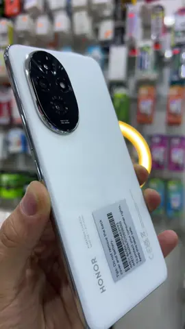 HONOR 200 12GB/256GB  🔹Écran OLED , 120Hz 🔹Snapdragon 7 Gen 3 (4 nm) 🔹Camera 50MP 🔹Batterie 5200mAh 100W #honor200 #honor #unbox #fyp #unboxingvideo #tiktoktech #astusmobile #smartphonetips #creatorsearchinsights 