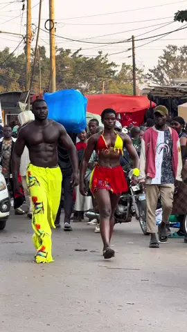 Sibling Bodybuilders in public reactions 🔥#fyp #Fitness #blackmen #melanin #model #confidence #africa 