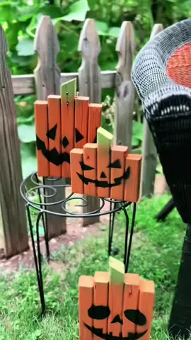 Let’s make some pumpkins from scrape wood 🎃🎃🎃 #DIY #artsandcrafts #pumpkin #halloween #halloweencraft 