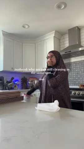 At this point all electronics need to be taken out the house tbh #wifecomedy #lol #vibing 