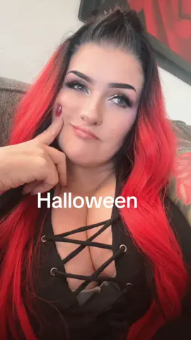 #lettiktokdecide #halloween I looooove Halloween! 