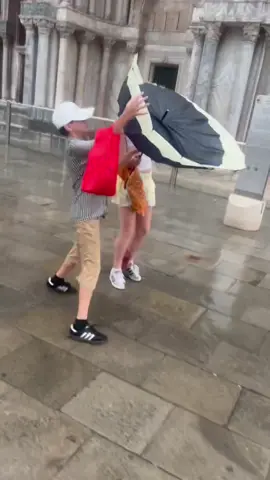 Not the sunny day we expected to have in Italy. Bobbie & Brooks vs The Storm & Umbrella still makes me laugh out loud. Love making travel memories with my family 🇮🇹☂️ . #fyp #rhoslc #italy #italy🇮🇹 #italytravel #venice #xybca 