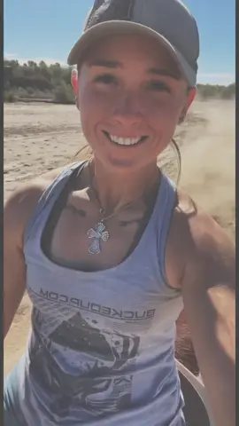 Nothing like running from your problems in the Arizona desert! 🏜️  #creatorsearchinsights #horsebackriding #horsetok #horsegirlvibes 