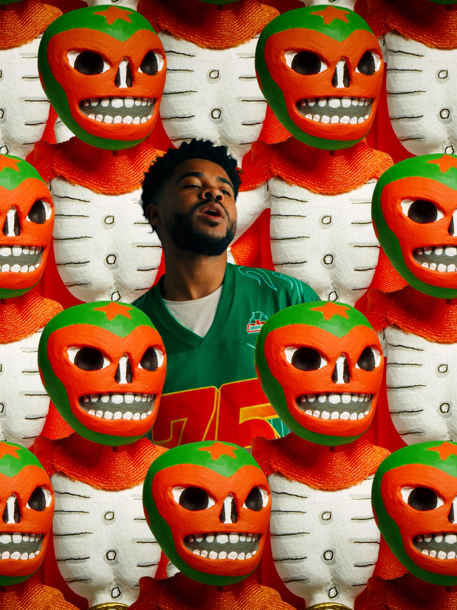 Not just a collab, a legacy 🇲🇽   A little over a year ago I went into the studio and came up with a song for Jarritos. When I told my family about the project I found out my Grandpa had been a driver in Mexico more than 40 years ago. Here we are full circle. Now I'm reppin' the same flavors he was delivering!@evandergriiim