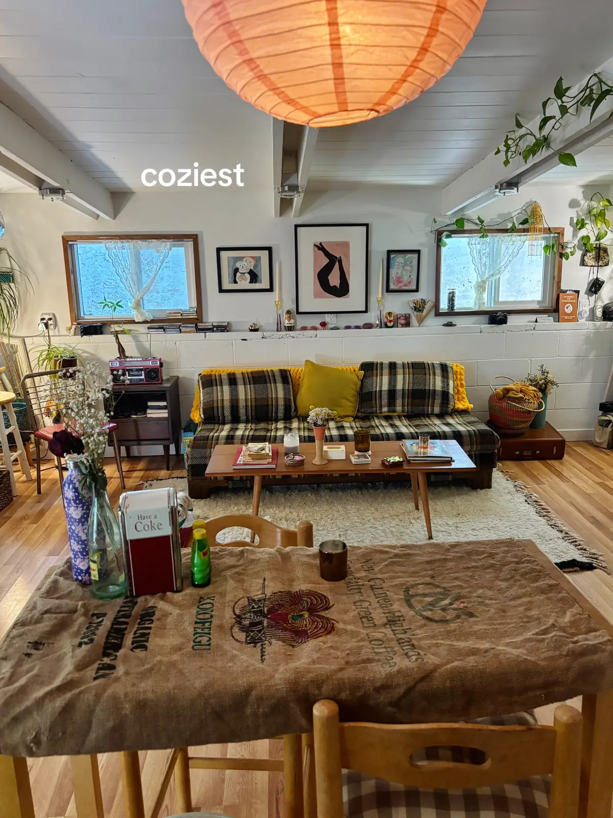 make your place so cozy it’s hard to leave  #fyp #cozy #interiordesign #aestetic 