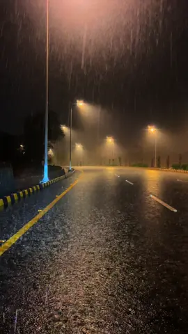 Video mai Koch nhi hai lekn agr feel kro tu  SUKKON  bahot hai ☔️ #foryourpages #tiktokoficial #foryou #islamabad #islamabadian #foryourpage #tiktokpakistan #foryoupage #duet 