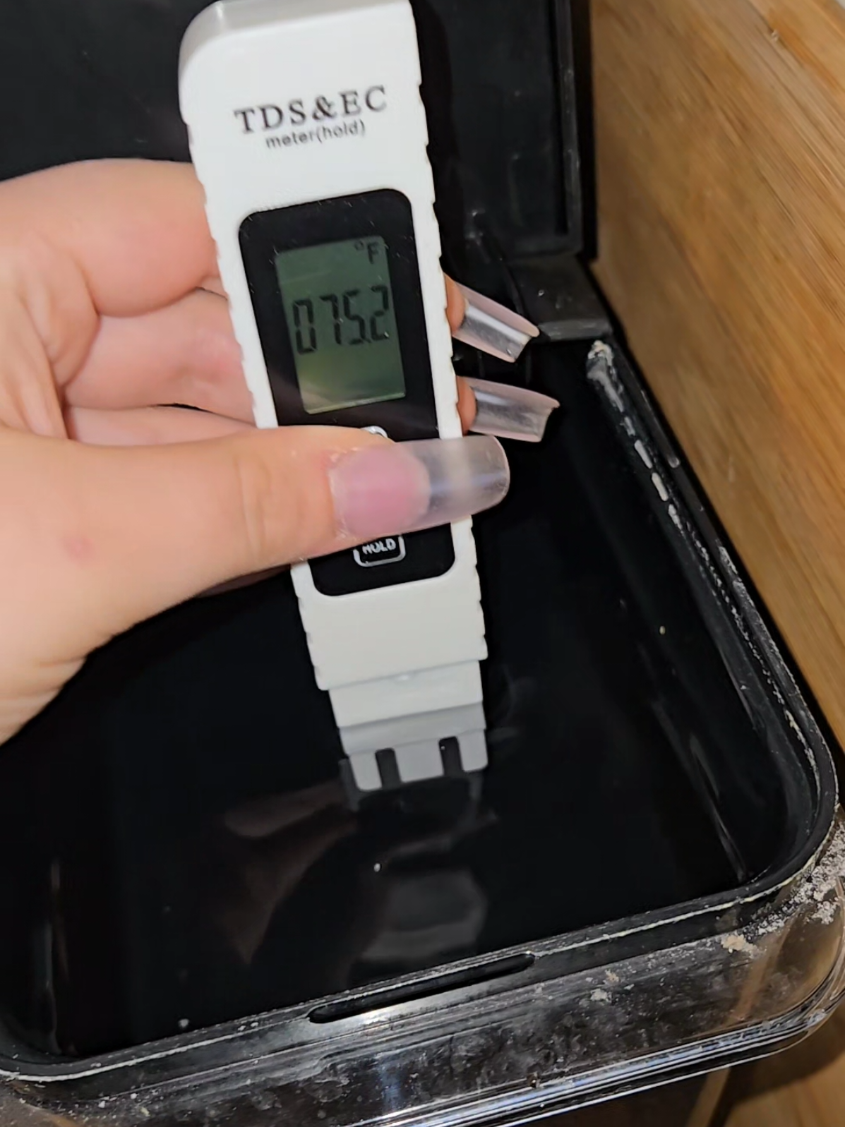 Let this be your reminder to clean your water purifier more often lol  #waterpurification 