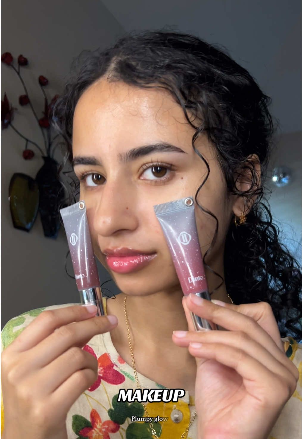 I love how buildable these are and they nourish my lips with vitamin E 🥰 https://dinto.co/collections/lip/products/snedronningen-collection-frozen-lip-jelly-12-colors @dinto_cosmetic @Dinto Cosmetics #dinto #dintous #frozenlipjelly #lipmakeup #lipgloss #kbeauty #kbeautybrand #lipstick #lippie #lippy #makeup #liptint #plumping #lipoil 