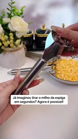Com o Cortador de Milho Verde Profissional em Aço Inox, você transforma qualquer espiga em grãos prontos para o preparo — sem bagunça, sem desperdício e com precisão profissional! Perfeito para quem ama praticidade na cozinha ou trabalha com alimentos. ✔ Fácil de usar ✔ Lâmina afiada de aço inox ✔ Ideal para milho cozido ou cru ✔ Durável, compacto e eficiente ✨ Sua cozinha merece essa praticidade! Garanta o seu com valor promocional de lançamento. 🛒 Clique em Comprar Agora e leve o seu por um preço que cabe no bolso! #CortadorDeMilho #MilhoVerde #PraticidadeNaCozinha #CozinhaCriativa #MilhoNaManteiga #DicaDeCozinha #UtensílioDeCozinha #PromoTikTok #VitrinePremium #TikTokShopBrasil #ViralNaCozinha #CasaOrganizada #facilitaminhavida 