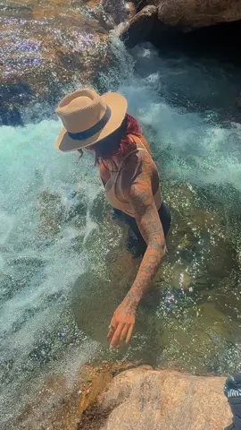 N a t u r e & water are so healing to me. 😍 