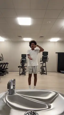 Draft from Gym chill on me big bro  #relatable #fyp #dance #God #y #viral #abc #weallchopped🙏🙏🥀🥀🥀💔💔🥷🥷  #brownskin