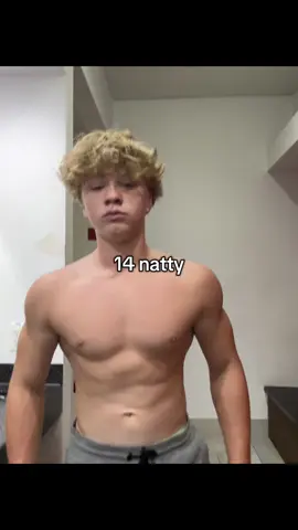 FUTURE @YOUNGLA ATHLETE⁉️#bodybuilder #fyp #viral #trending #lifting 