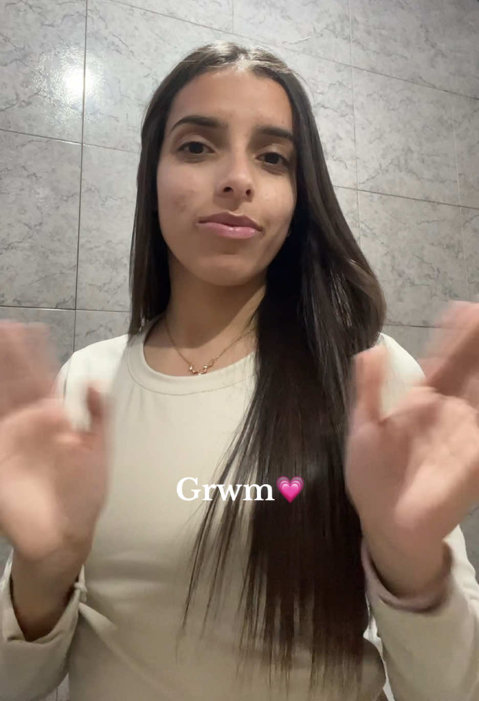 holis,estoy combatiendo la boquera 🫠#grwm #paratii #foryou #fyp #preparateconmigo #rutina 