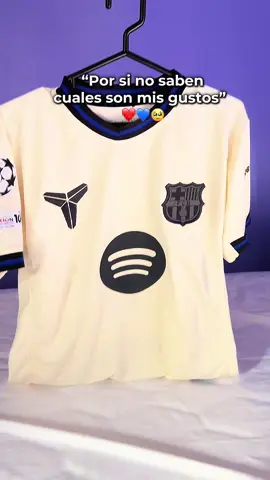 Camiseta del fc Barcelona 💙❤️🥰 Barça 25/26 Alterna #barcelonafc #viscabarca🔴🔵 #camisetas #barcelonascoficial #camisetasdefutbol #lamineyamal💎 #messifans #amoralfutbol❤⚽️ #deporte #noviosgoals #noviosenamorados #detalles_que_enamoran 