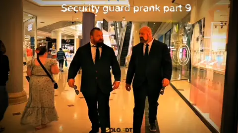 Security guard prank💂 part 9¦ . . #securitycameras #security #securityguards #securitycamera #brianshaw #Eddieha 