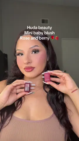 @Huda Beauty omg I love the tiny blushes 💕💕 #hudabeauty #hudabeautyshop #hudabeauties #miniblush #hudabeautyblush 