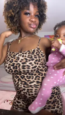 #grwm#foryoupage❤️ #girlmom #teenmom #postpartum #pregnanttiktok #pregnacyjourney #fypシ゚viral #hair #babygirl #lashes 