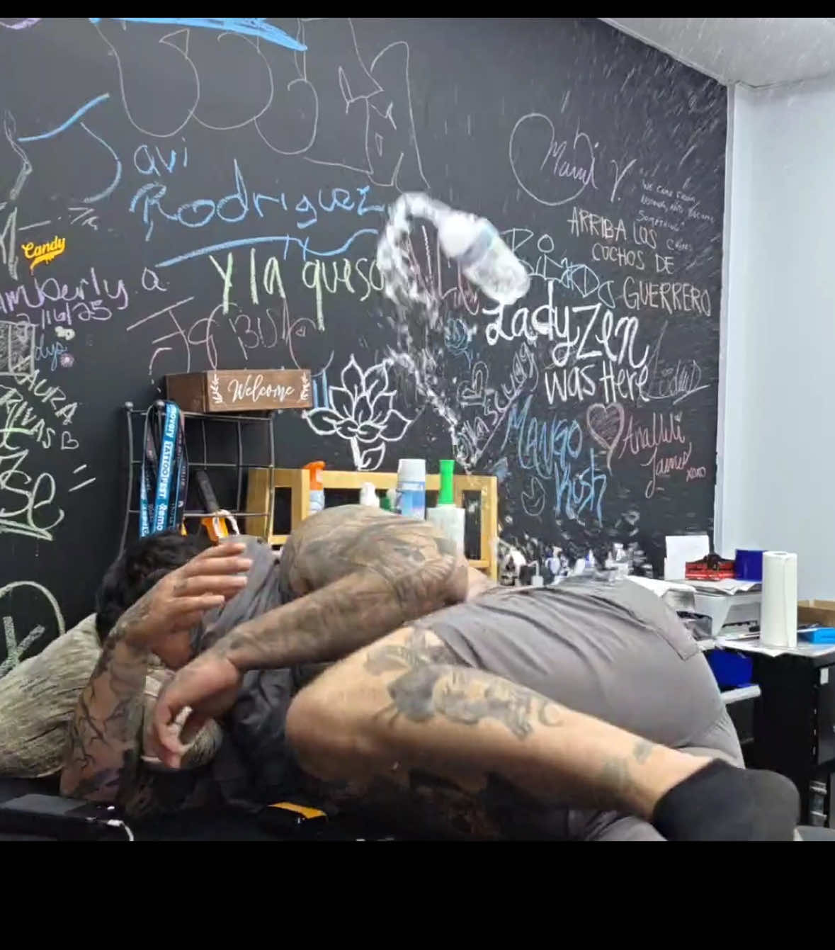 Finishing the tattoo today 😌  #tattooartist #tattoos 