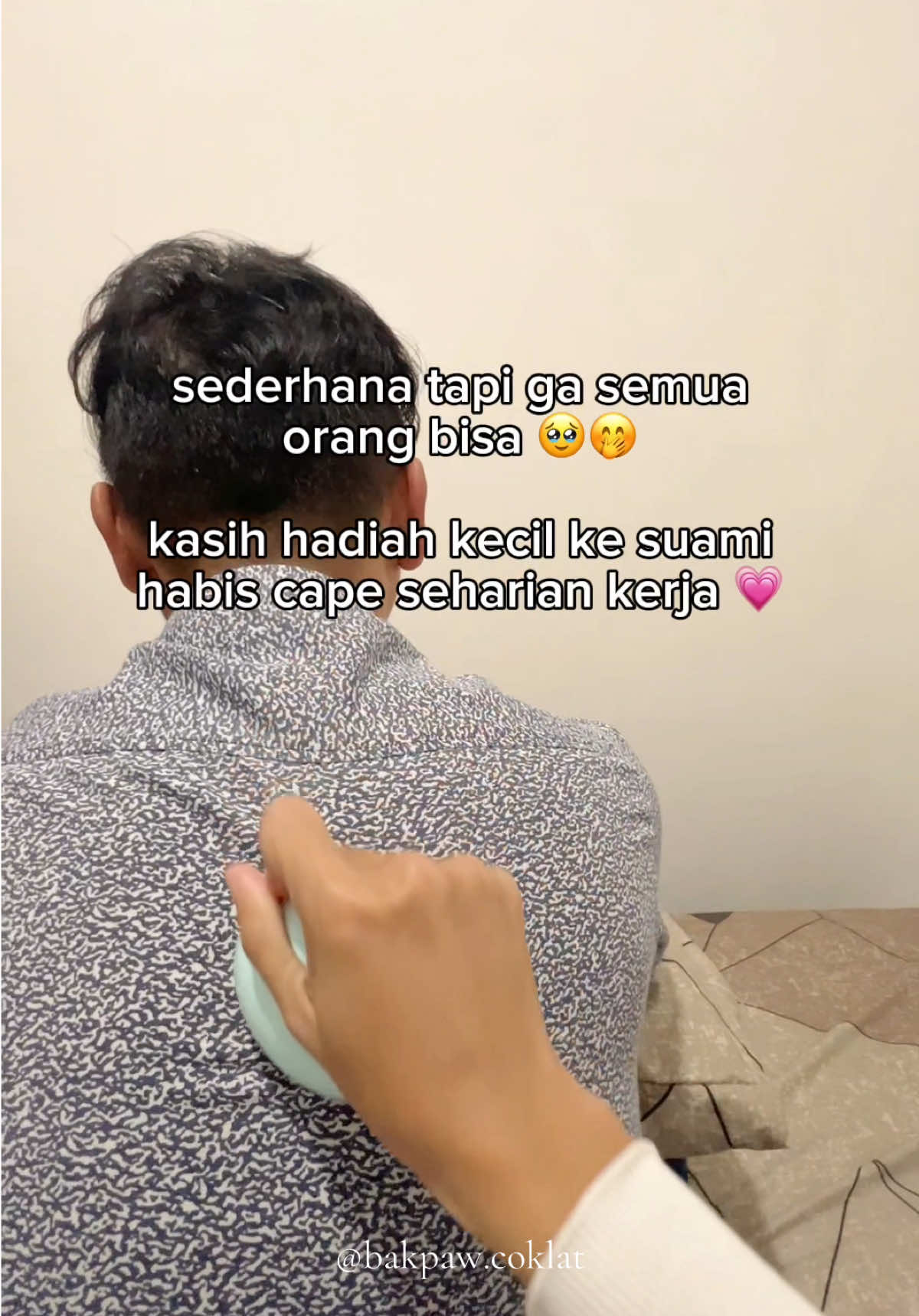 Gini doang aja bilangnya udah “enak mahh” “lagi mah” 🤣🥰 #alatpijatportable #pijat 