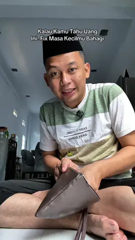Uang seorang sobek dikit panik. Uang jaman dulu ; dicuci masukin celana, masih utuh 🤣 #uangjamandulu #uangkuno #masakecilbahagia #kenanganindah #anak90an 