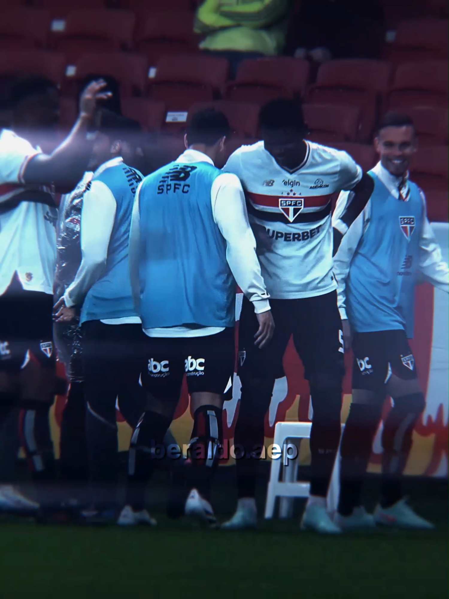 O Tricolor tá voando 🤩🕺 #robertarboleda #damianbobadilla #tylerthecreator #saopaulo #spfc #fyp #footballtiktok #edit #beraldoaep