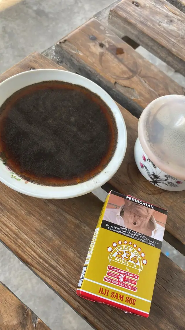 #kopi #kopihitam #kopipagi #kopipagistory #kangkopipait 
