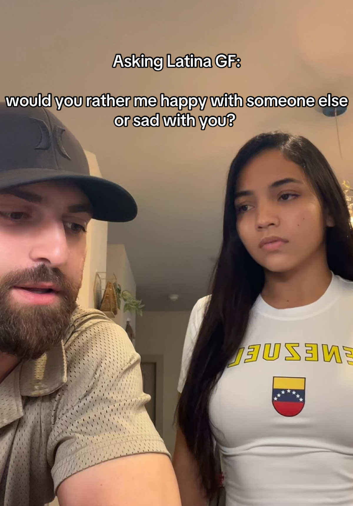 “Desvivido” 🤣🪦 #latina #couplecomedy #español #couplegoals #lebanese 