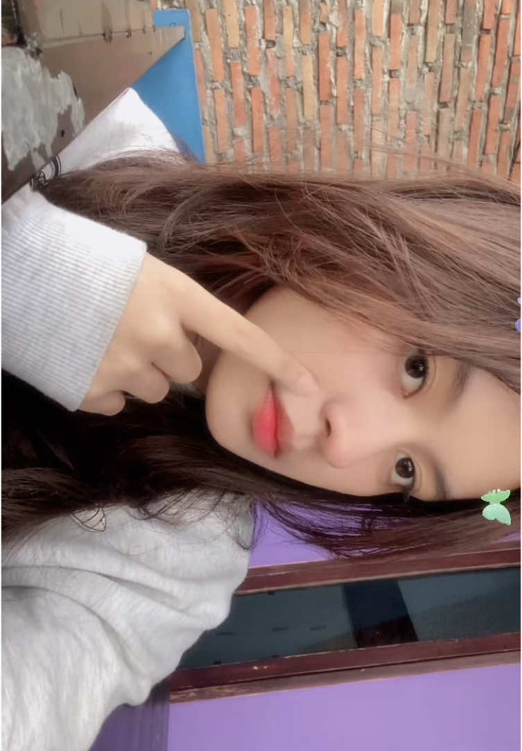 GAJELAAZZZZ🙄