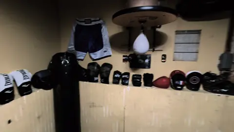Wrestling mat will be here tomorrow #boxing #mmagym #homegym #homegymequipment #homegymworkout #boxinggym #boxinghomegym #boxing🥊 #mmafighter #muaythai #muaythaifighter #muaythaigym #kickboxing 