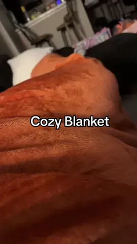 The coziest blanket I’ve ever had! 🧡 #cozy #cozyathome #blanket #fall #fallvibes 