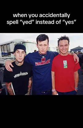 i love blink-182 🥹✌️ #blink182 #music #cool #idkwhattohashtag 