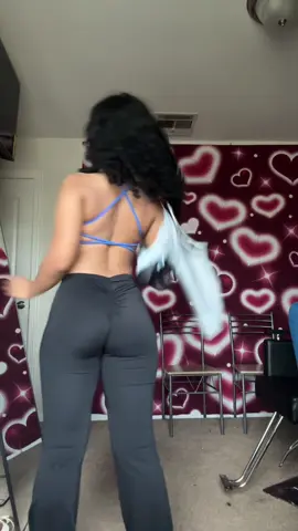 Ya dos meses sin el gym 😔 pero sigo comprando ropa porque volveré un día de estos 