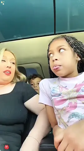 Fake tongue on kids 😭😱#foryou #funny #funnyprank #prankvideo#fyp #scared #scary #happy #viral #funnyvideos #kids 