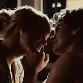 “I lost gwen.. my.. she was my mj..”#edit #peterparker #gwenstacy #andrewgarfield #spiderman #fyp #viral #emmastone  ib: plqnetmars