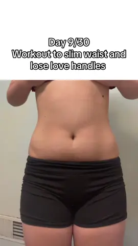 I forgot to record earlier so this is me 2 meals and some snacks later💁🏻‍♀️ #bloated #foryou #workout #lovehandles 
