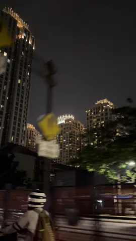 Ambil free (gratis) siapa tau bisa sedikit bermanfaat🙌 Footage In Jakarta Jakarta dan sekitarnya #fyp #view #jakarta #malam #stasiun #Threads #video #hd #freefootage 