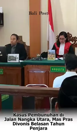 Sidang kasus pembunuhan, I Kadek Parwata di depan warung Madura di Jalan Nangka Utara, Denpasar, dan kasus kepemilikan senjata tajam dengan terdakwa Bastomi Prasetiawan alias Mas Pras, Selasa 5 Agustus memasuki babak akhir di PN Denpasar. Terdakwa oleh majelis hakim yang diketuai I Putu Agus Adi Antara, dinyatakan bersalah baik dalam kasus pembunuhan maupun dalam kasus Undang undang Darurat (sajam).  Ia divonis belasan tahun penjara. (Miasa/BaliPost) #balipost_com  #pembunuhannangkautara #vonismaspras #nangkautara