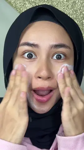 Sangat memberi kesan yang memuaskan #Chyevon #SalicvlicAcid #Chyevoncleanser #skincare #facialcleanser #salicylicacidcleanser #tiktokbudolfinds #tiktok #fiedaizz #kongsibersama #viralvideo #trending #fyp 