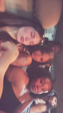 my queens @𝑘 🧸ྀི @jakaia 𝜗𝜚 @T R I N I T Y🎱💋🪩🍒 @Livv🌺 