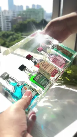 🍾Today we used our Clear Deep Pour Epoxy Resin to preserve these adorable mini wine bottles 🍷- and just look at that glass-like finish! 😍 #letsresin #resinart #diyproject #handmaderesinart #resinpour #resinpreservation #epoxyresin #diycrafting #homedecorideas #homedecor #resinbottle #deeppourresin 