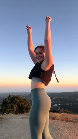 I love solo hiking!!! 