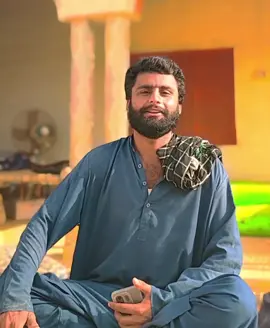 ری پوسٹ سنگت اکاؤنٹ مہٹھا تھیا کھڑے محتبان ہوسن #سنگت_ویڈیو_وائرل_کریسو_آپ_ہیں🥀🌼🙈✨🎇 @رضوان ٹھینگانی @سکون کینی 2😞 @🦁  ╾╤デ╦︻ لغاری بلوچ @شاہ میر ٹھینگانی 