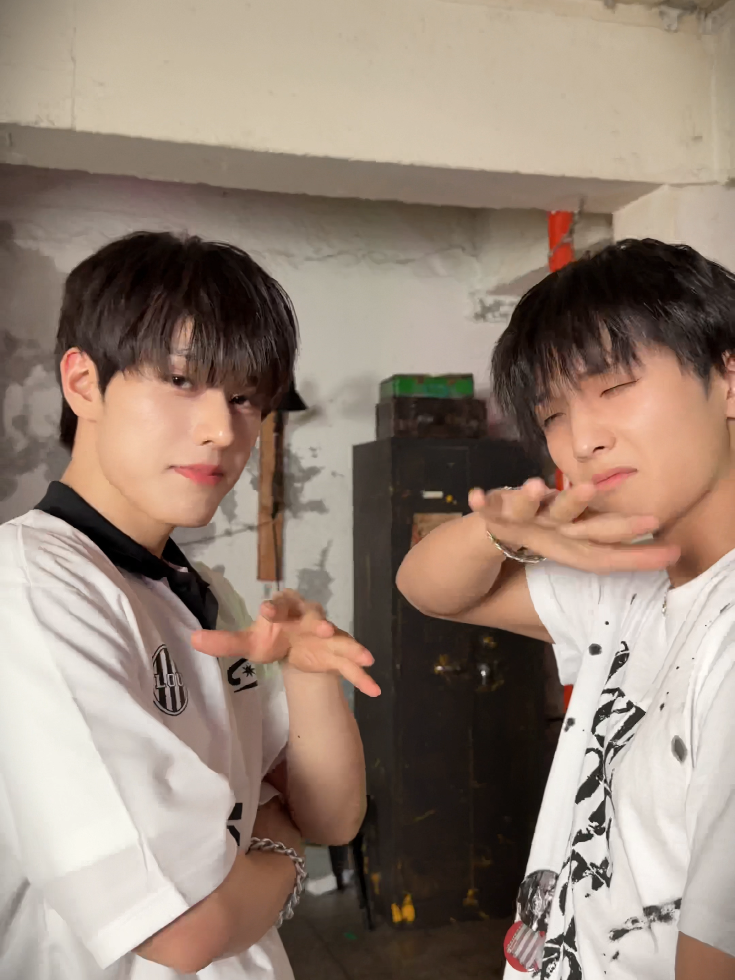 Turn up the heat💥 #xikers #싸이커스 #수민 #SUMIN #진식 #JINSIK #ICONIC #아이코닉 #ICONIC_Challenge #아이코닉_챌린지